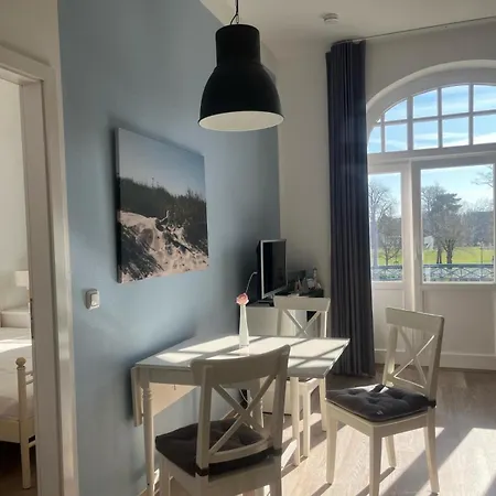 Haus Am Park 24 Appartement *